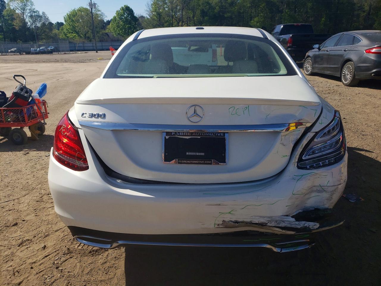 2016 MERCEDES-BENZ C-CLASS