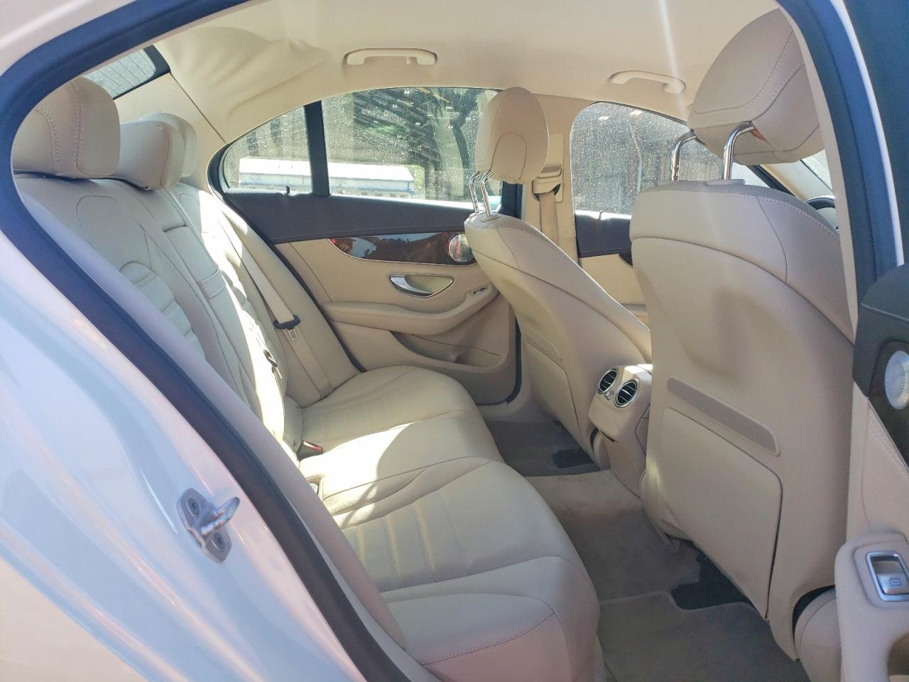 2016 MERCEDES-BENZ C-CLASS