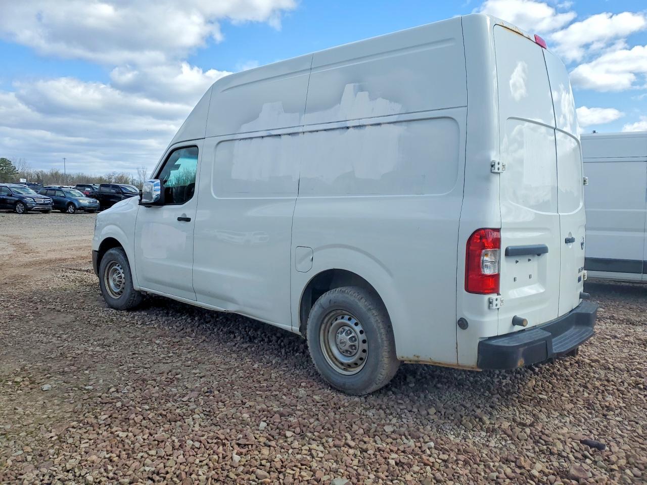 2015 NISSAN NV