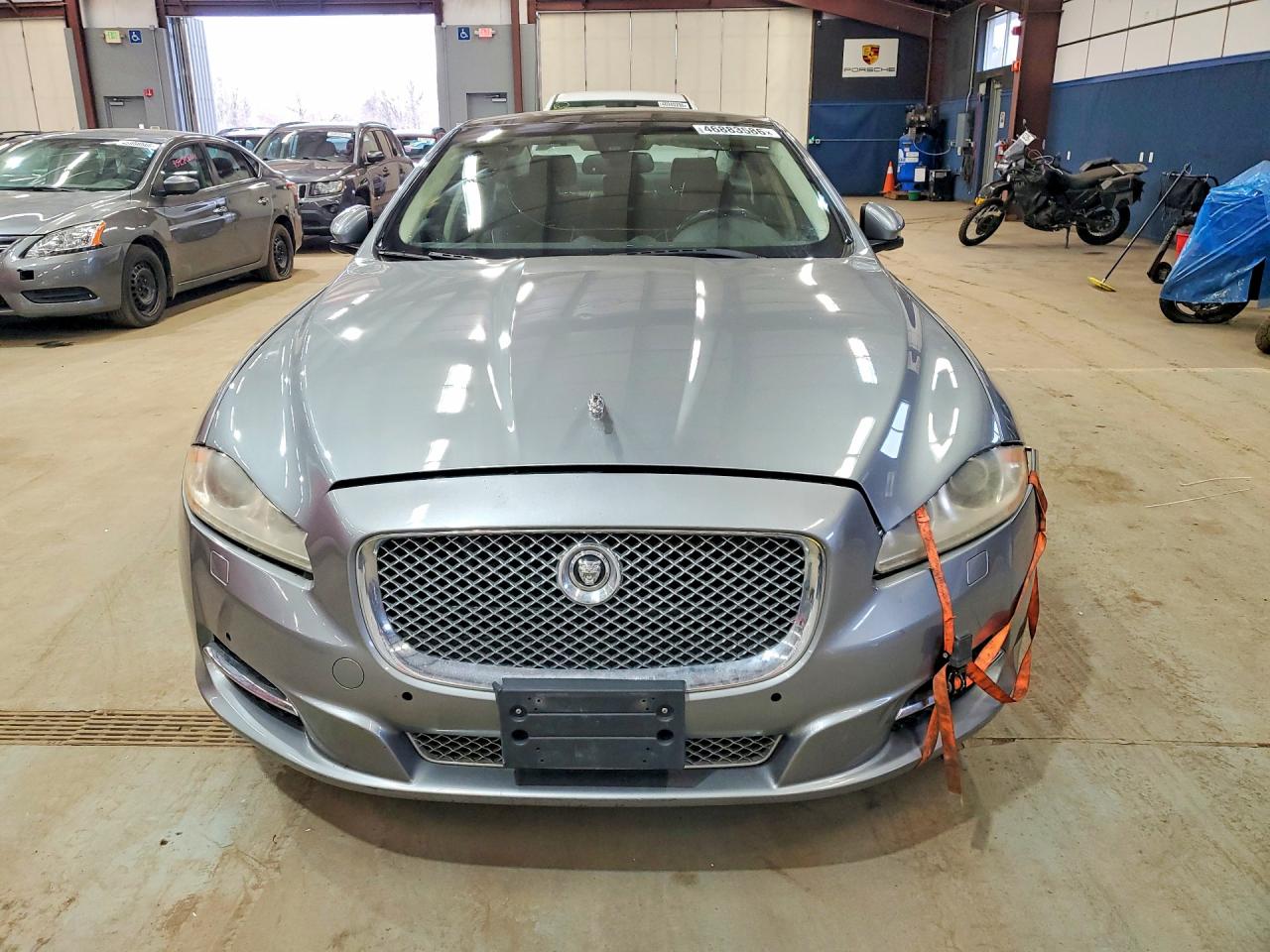 2011 JAGUAR XJ