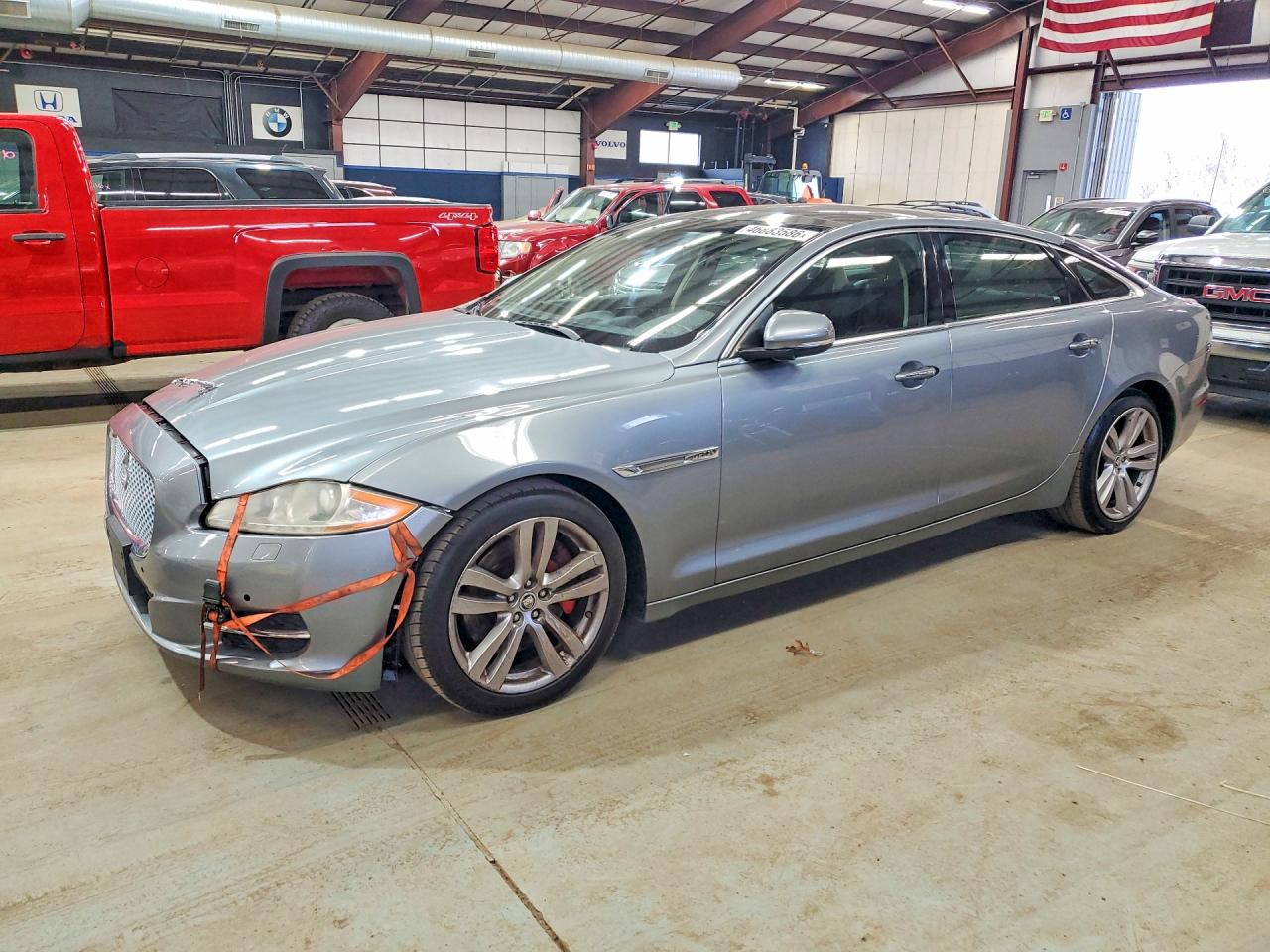 2011 JAGUAR XJ