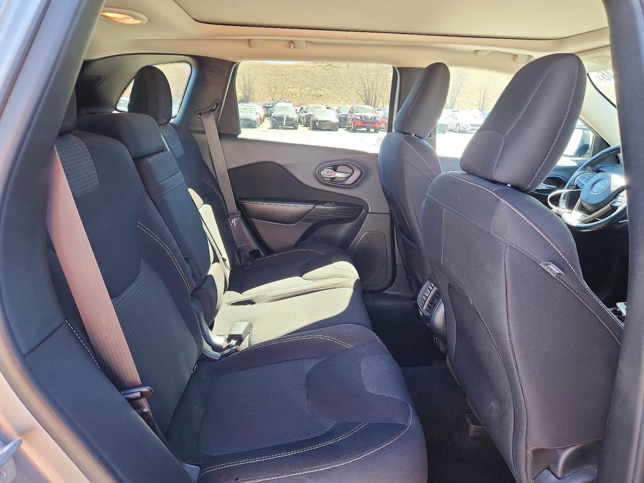 2016 JEEP CHEROKEE