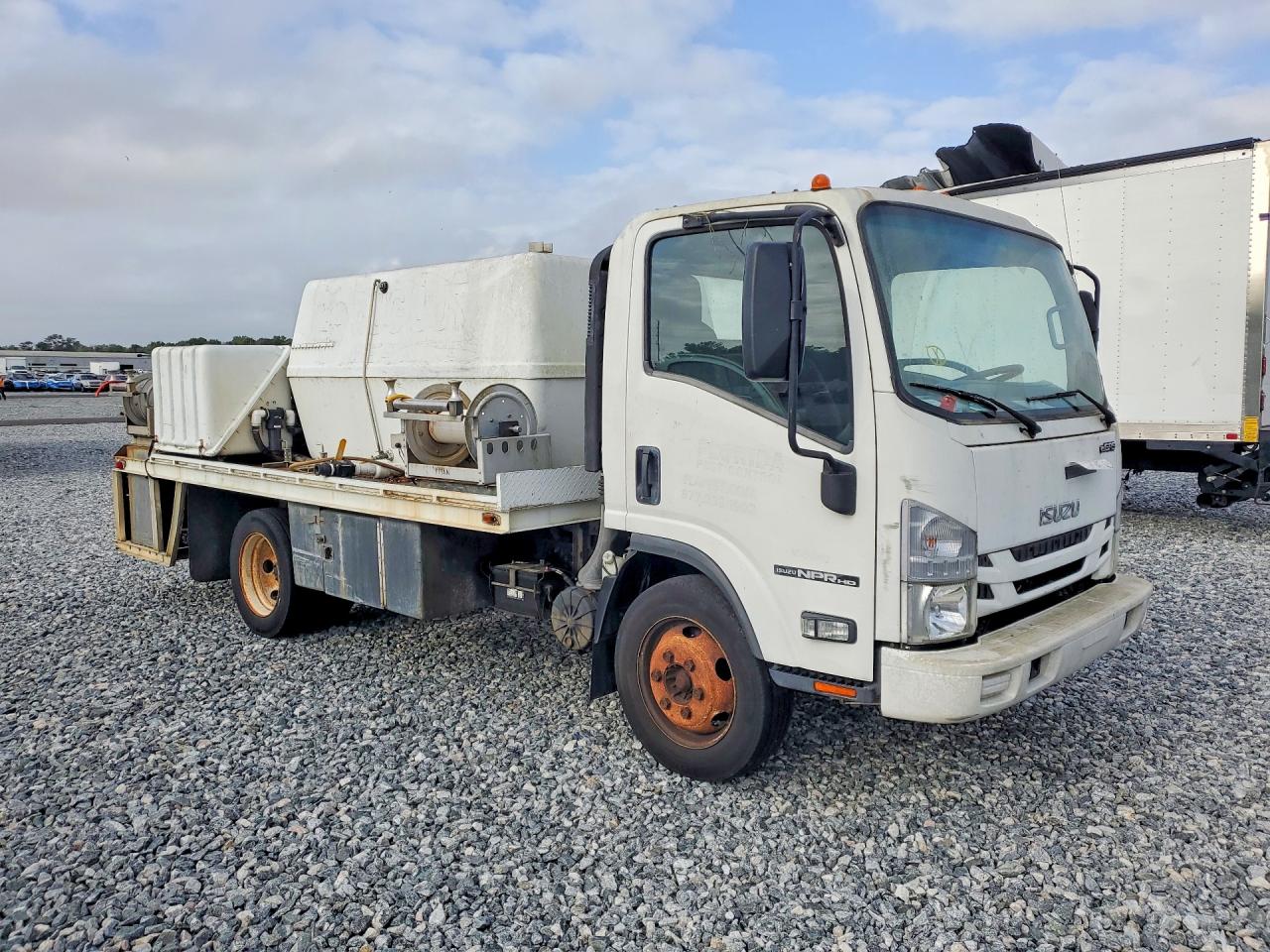 2019 ISUZU NPR