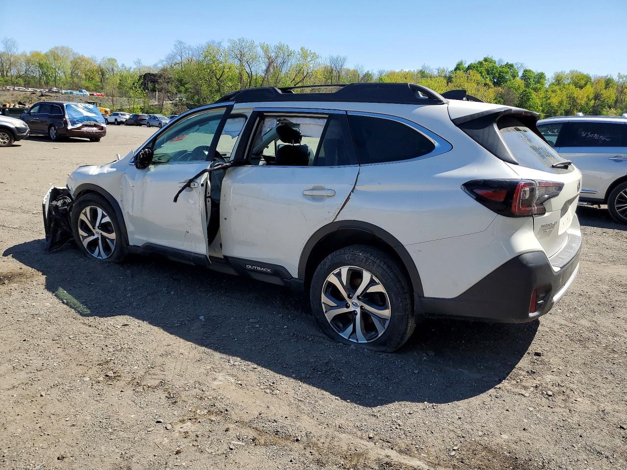 2022 SUBARU OUTBACK