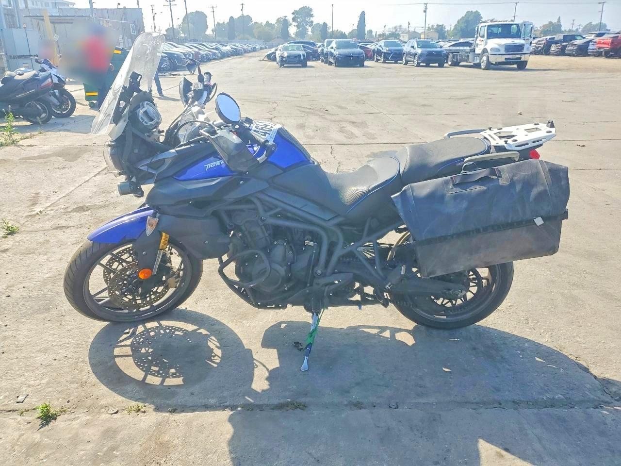 2013 TRIUMPH MOTORCYCLE TIGER