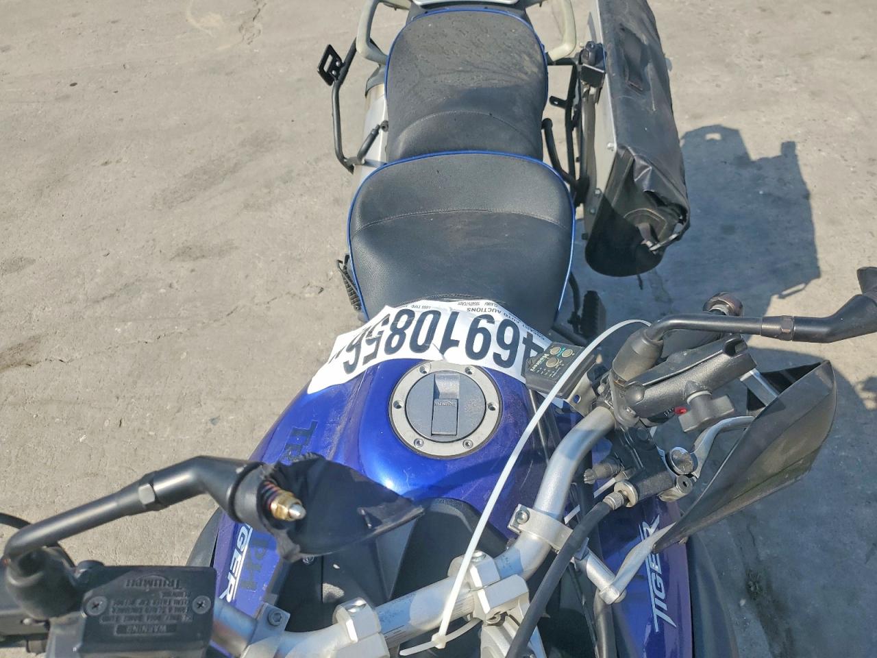 2013 TRIUMPH MOTORCYCLE TIGER