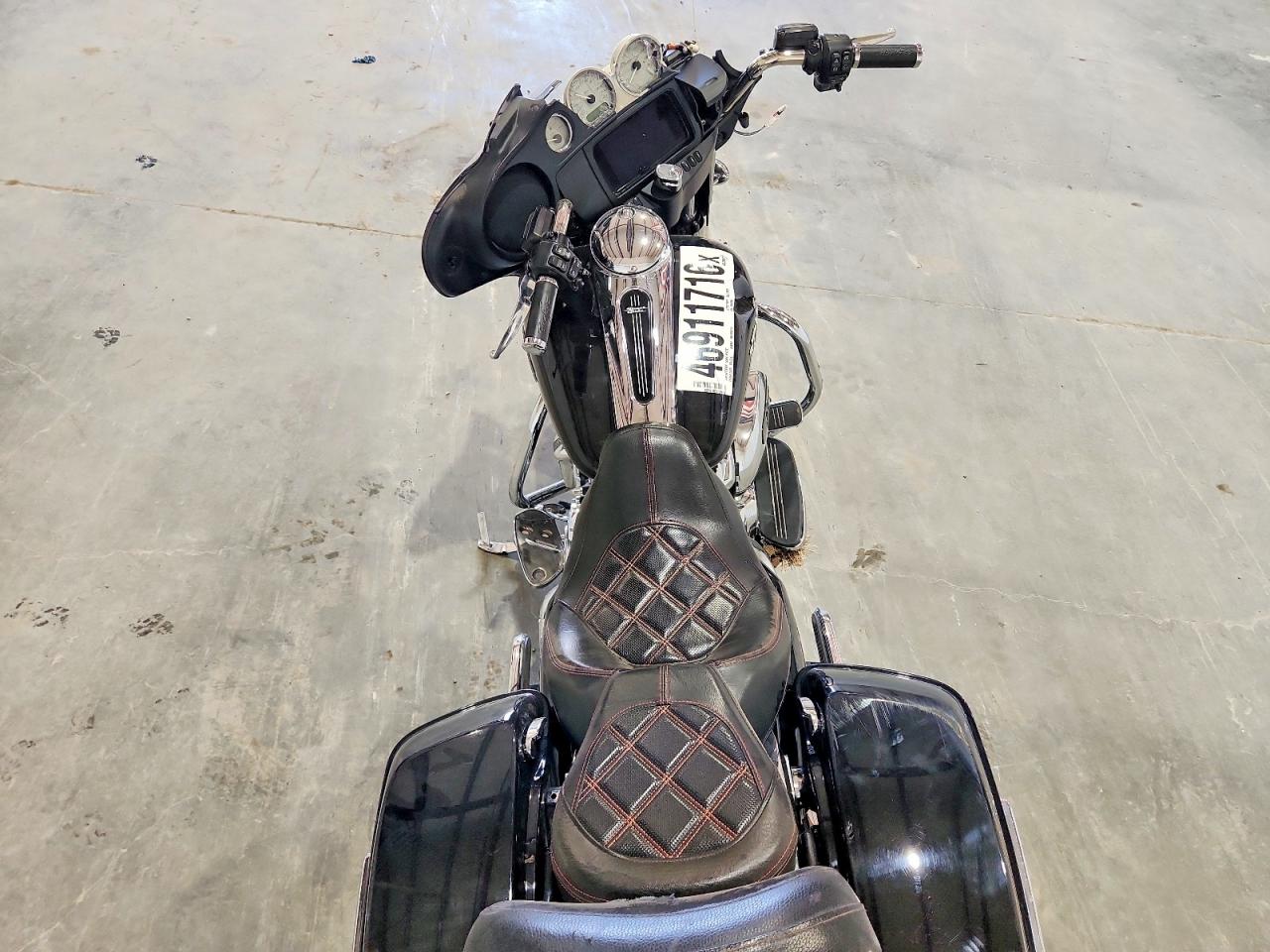 2020 HARLEY DAVIDSON FL