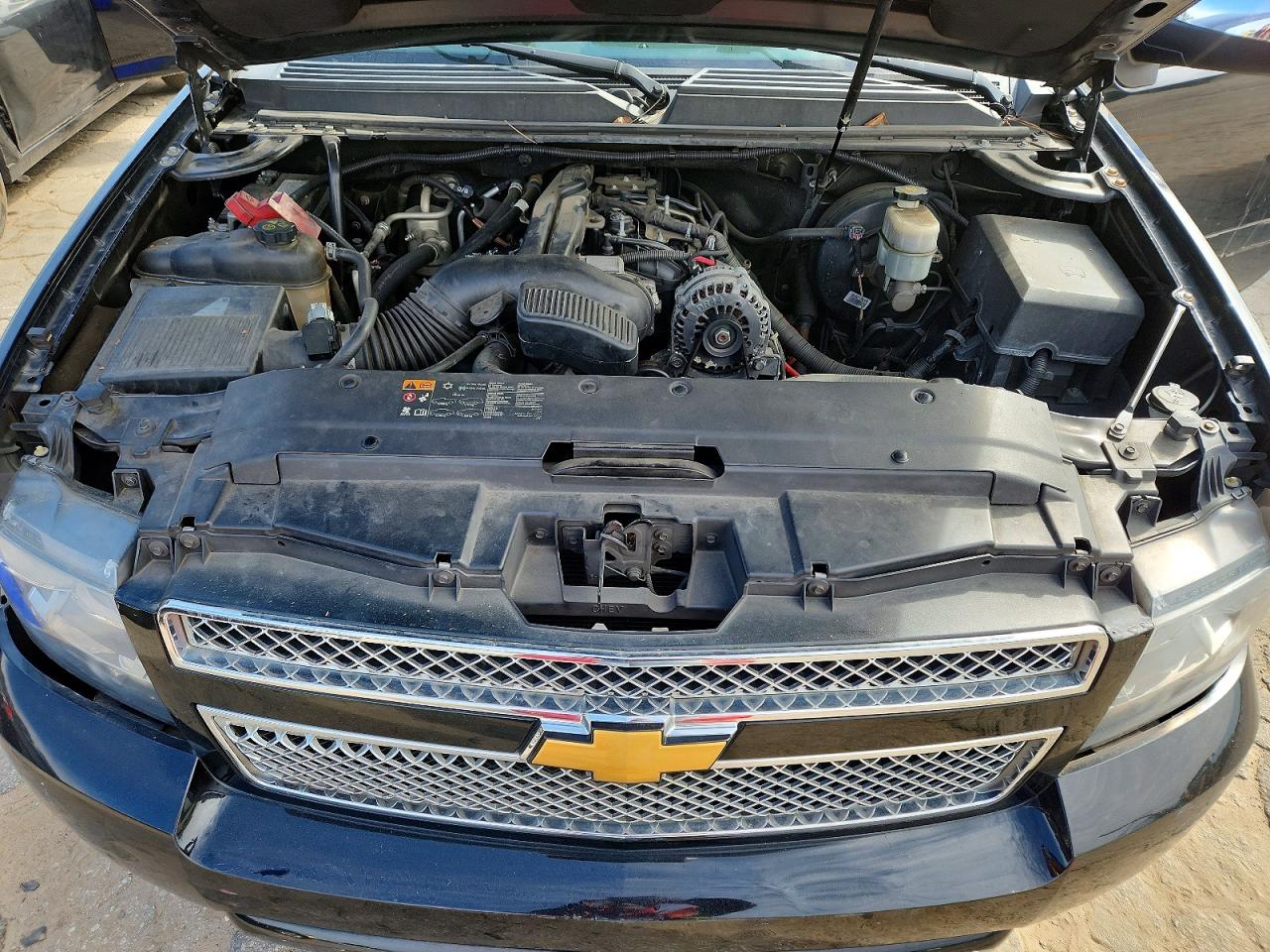 2013 CHEVROLET SUBURBAN