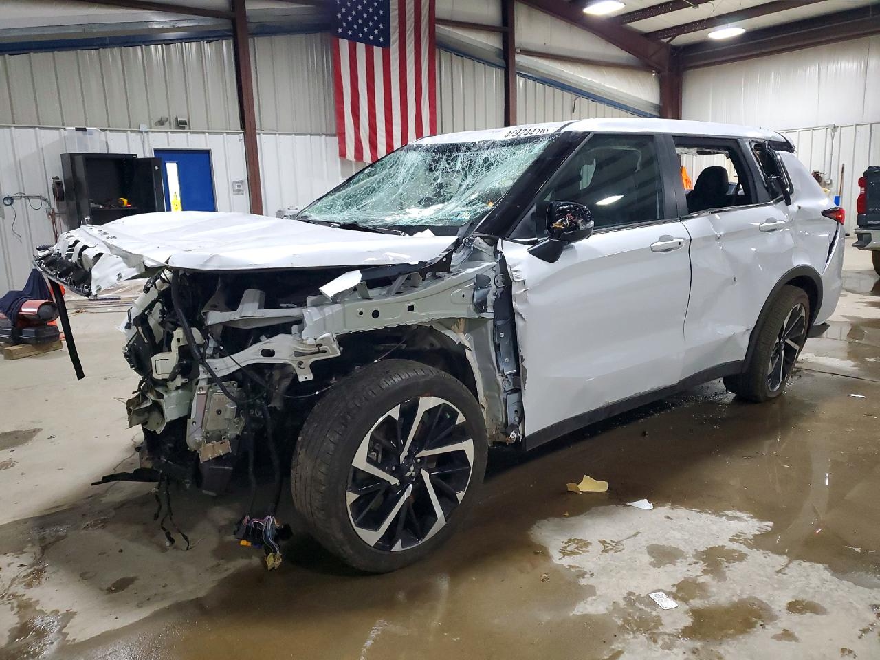 2024 MITSUBISHI OUTLANDER