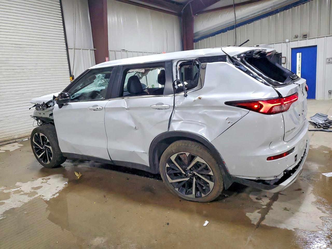 2024 MITSUBISHI OUTLANDER