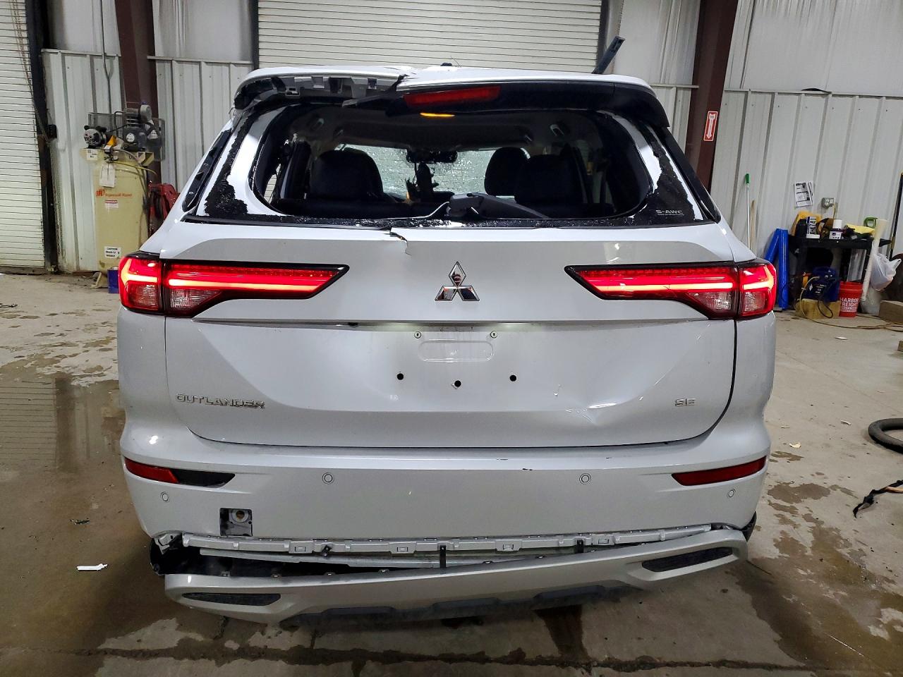 2024 MITSUBISHI OUTLANDER