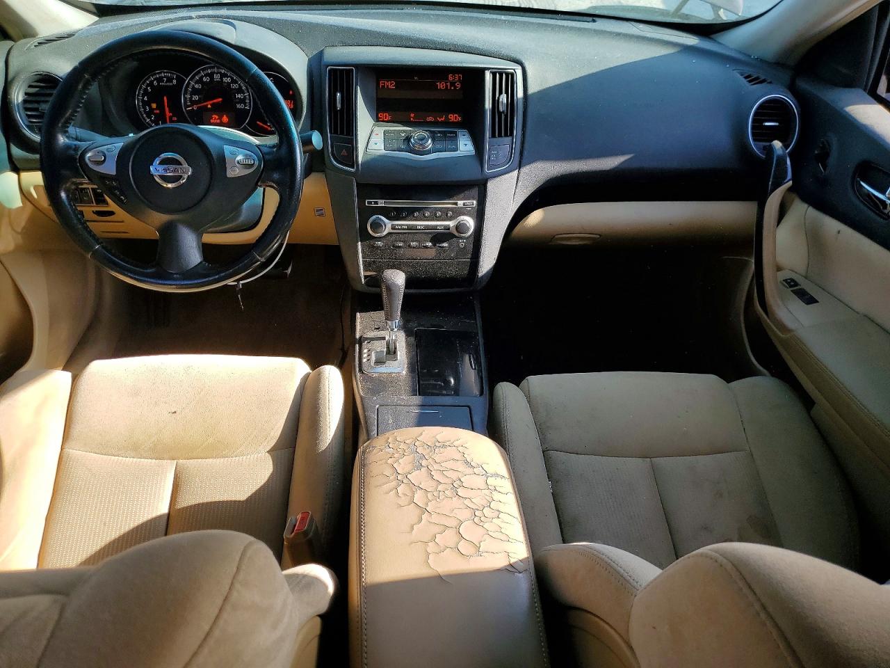 2010 NISSAN MAXIMA