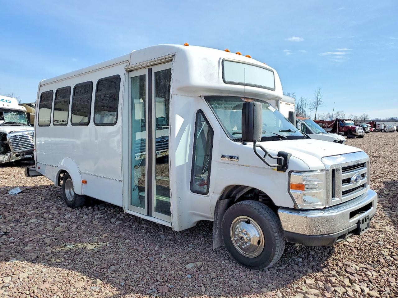 2017 FORD ECONOLINE
