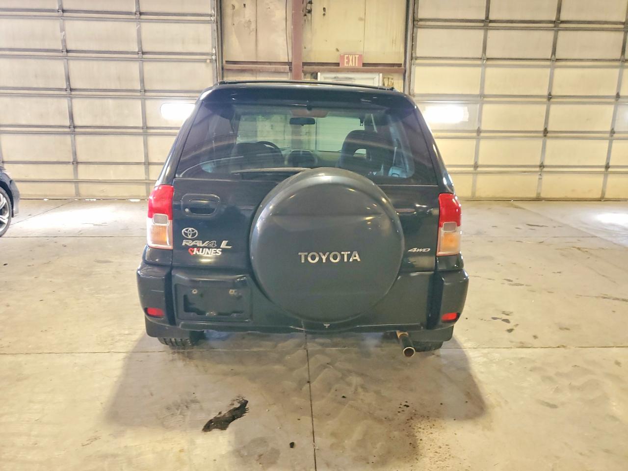 2002 TOYOTA RAV4