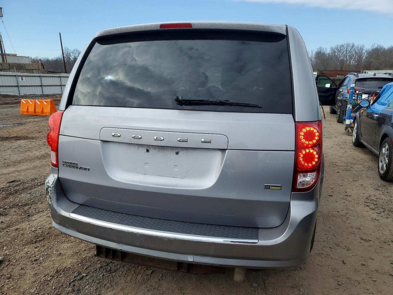 2013 DODGE CARAVAN