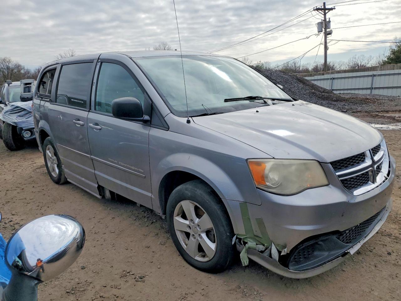 2013 DODGE CARAVAN