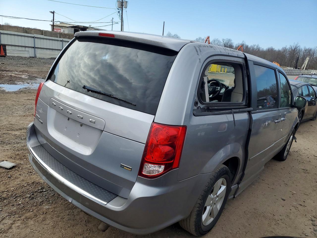 2013 DODGE CARAVAN