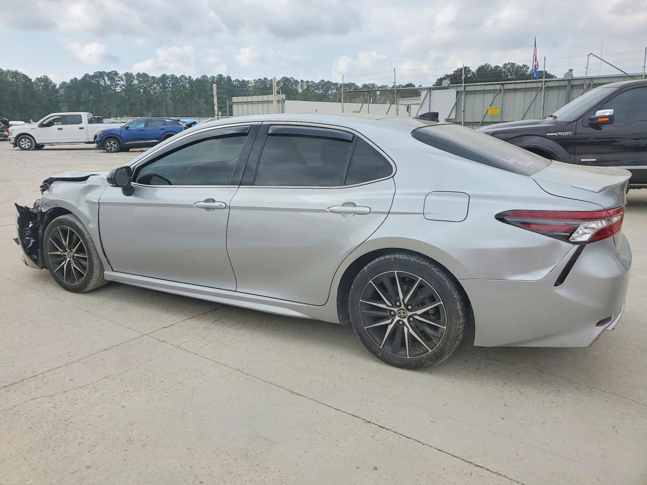 2021 TOYOTA CAMRY