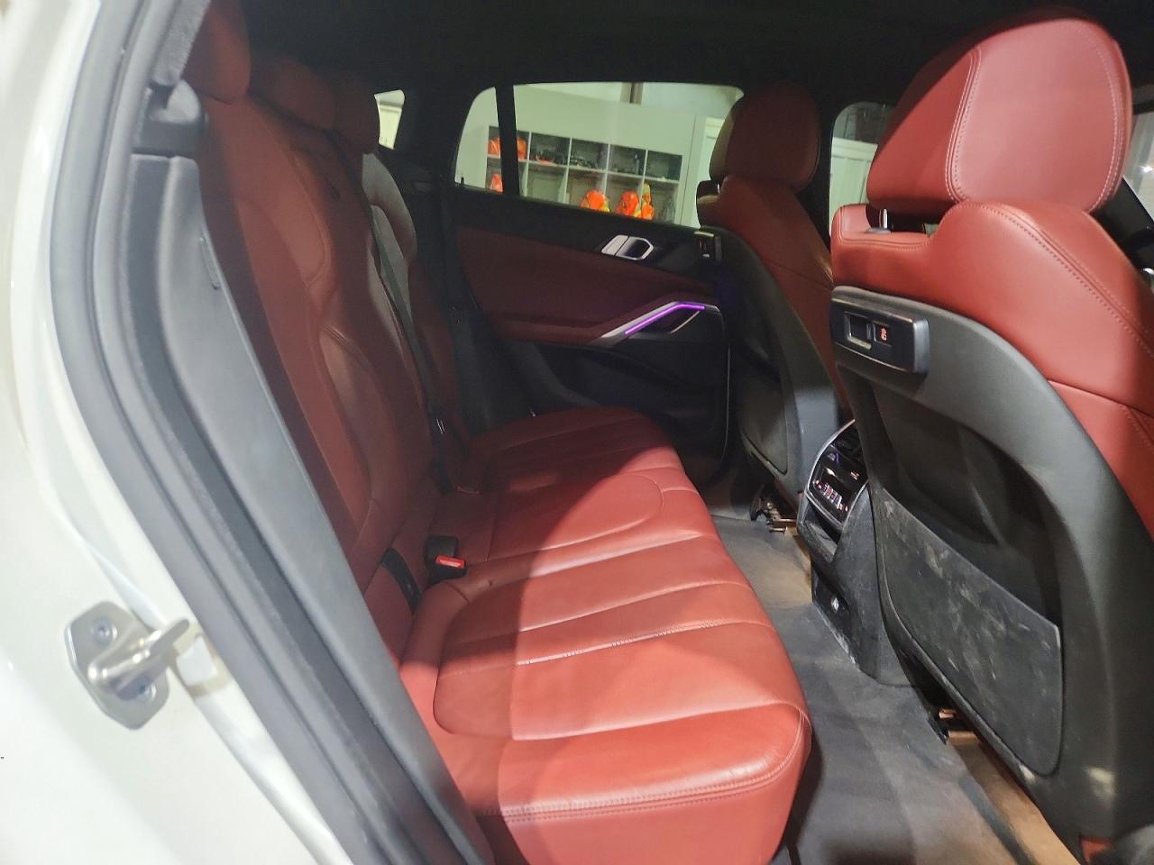 2021 BMW X6