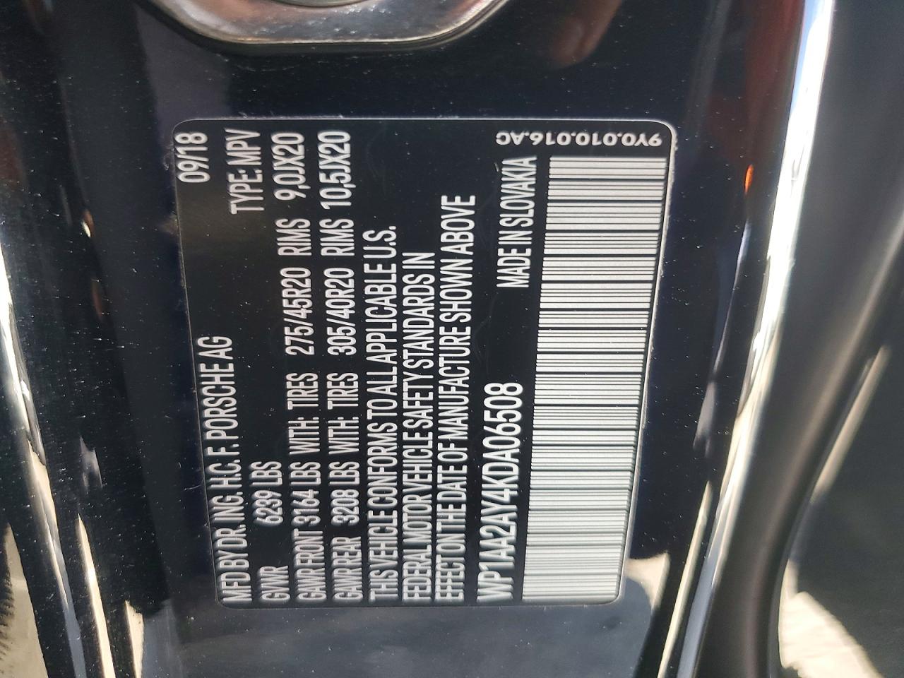 2019 PORSCHE CAYENNE