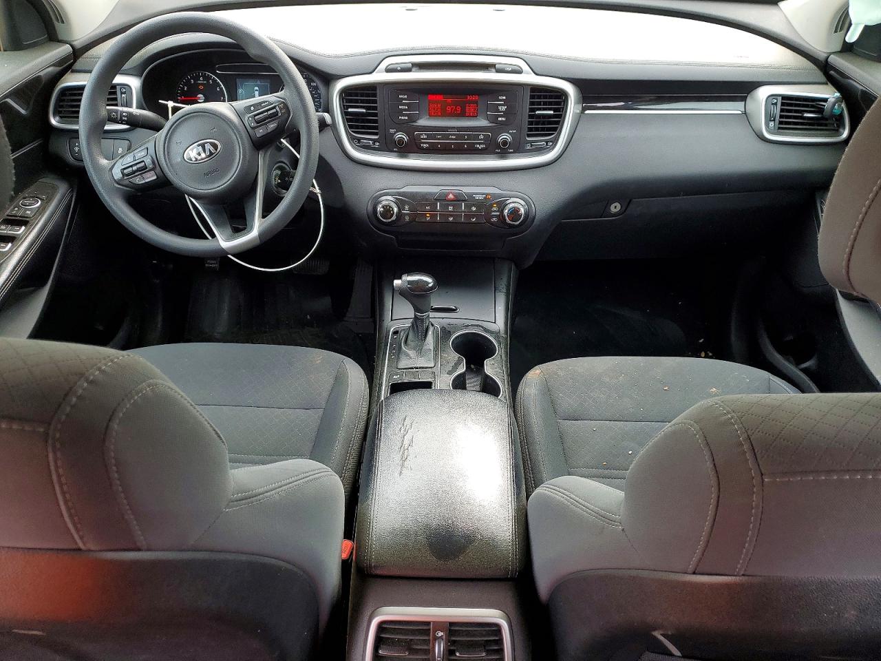 2017 KIA SORENTO