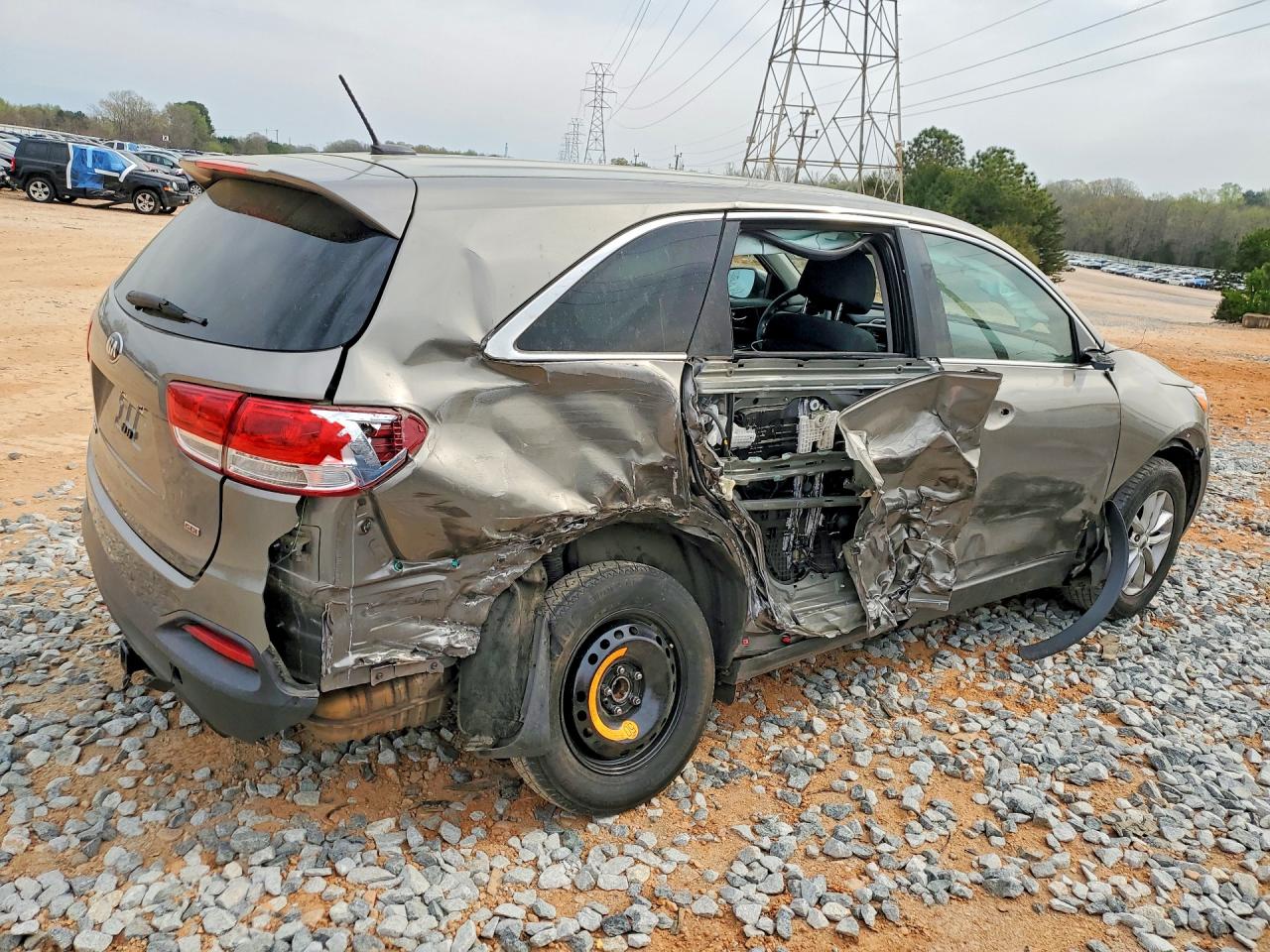 2017 KIA SORENTO