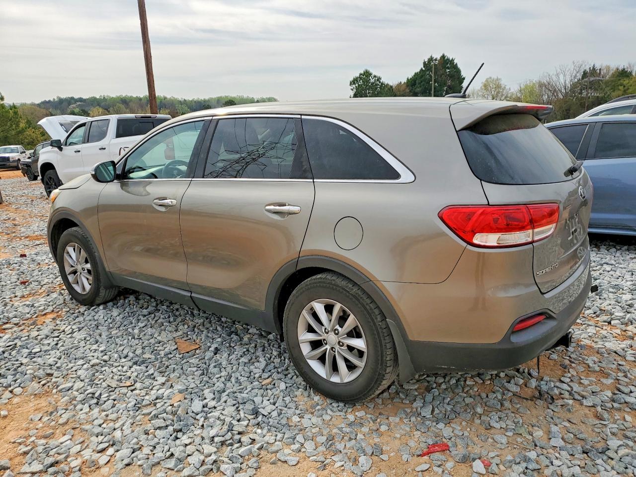 2017 KIA SORENTO