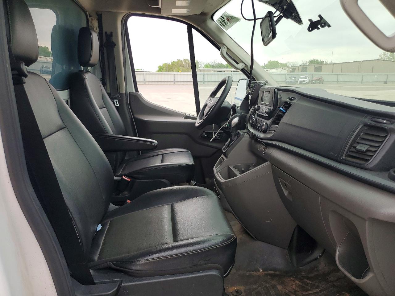 2022 FORD TRANSIT