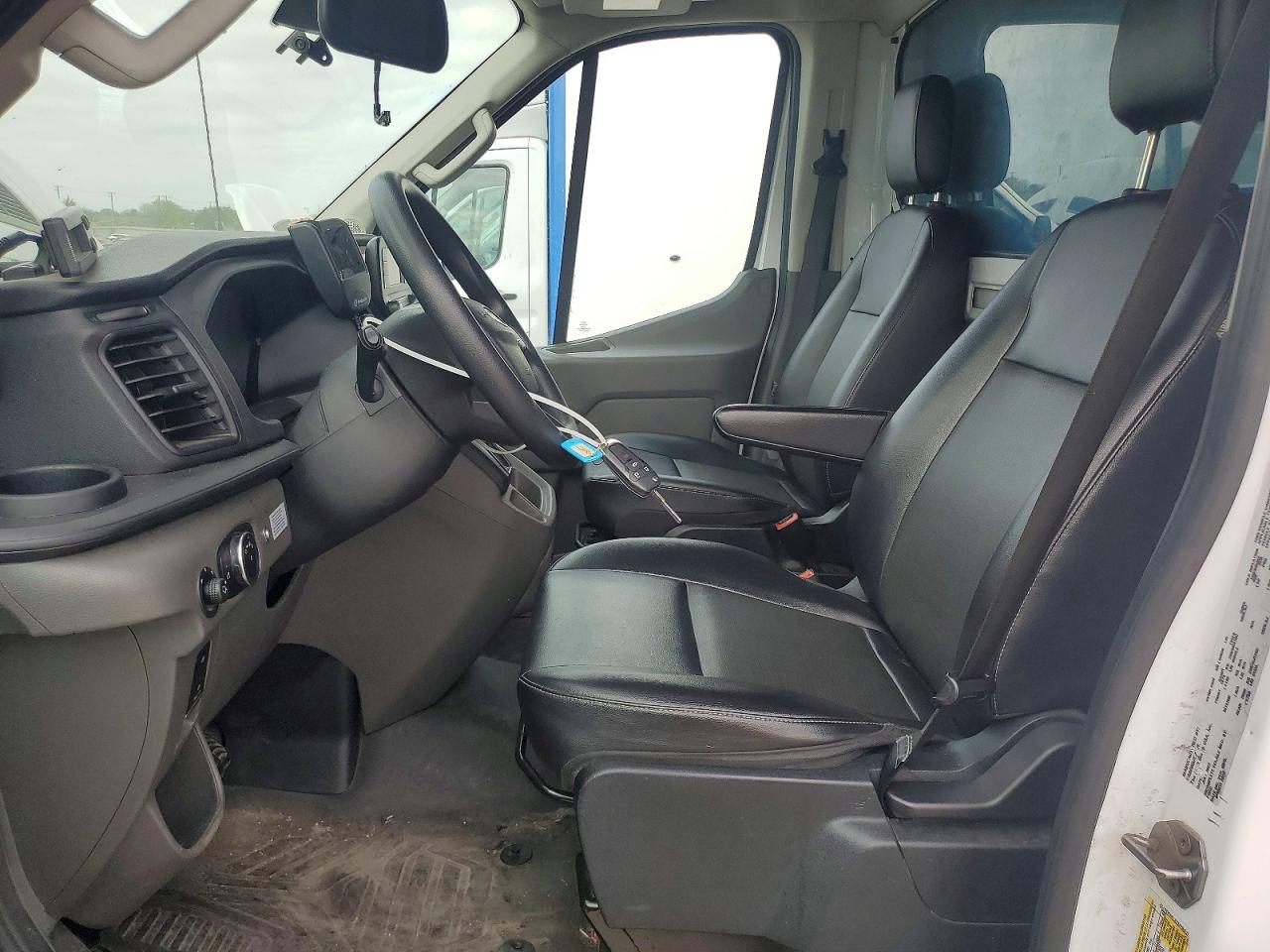 2022 FORD TRANSIT