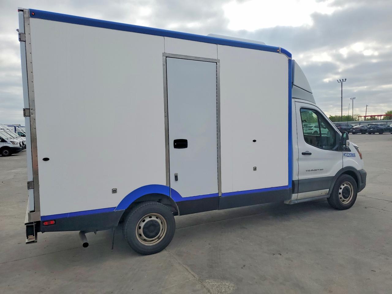 2022 FORD TRANSIT
