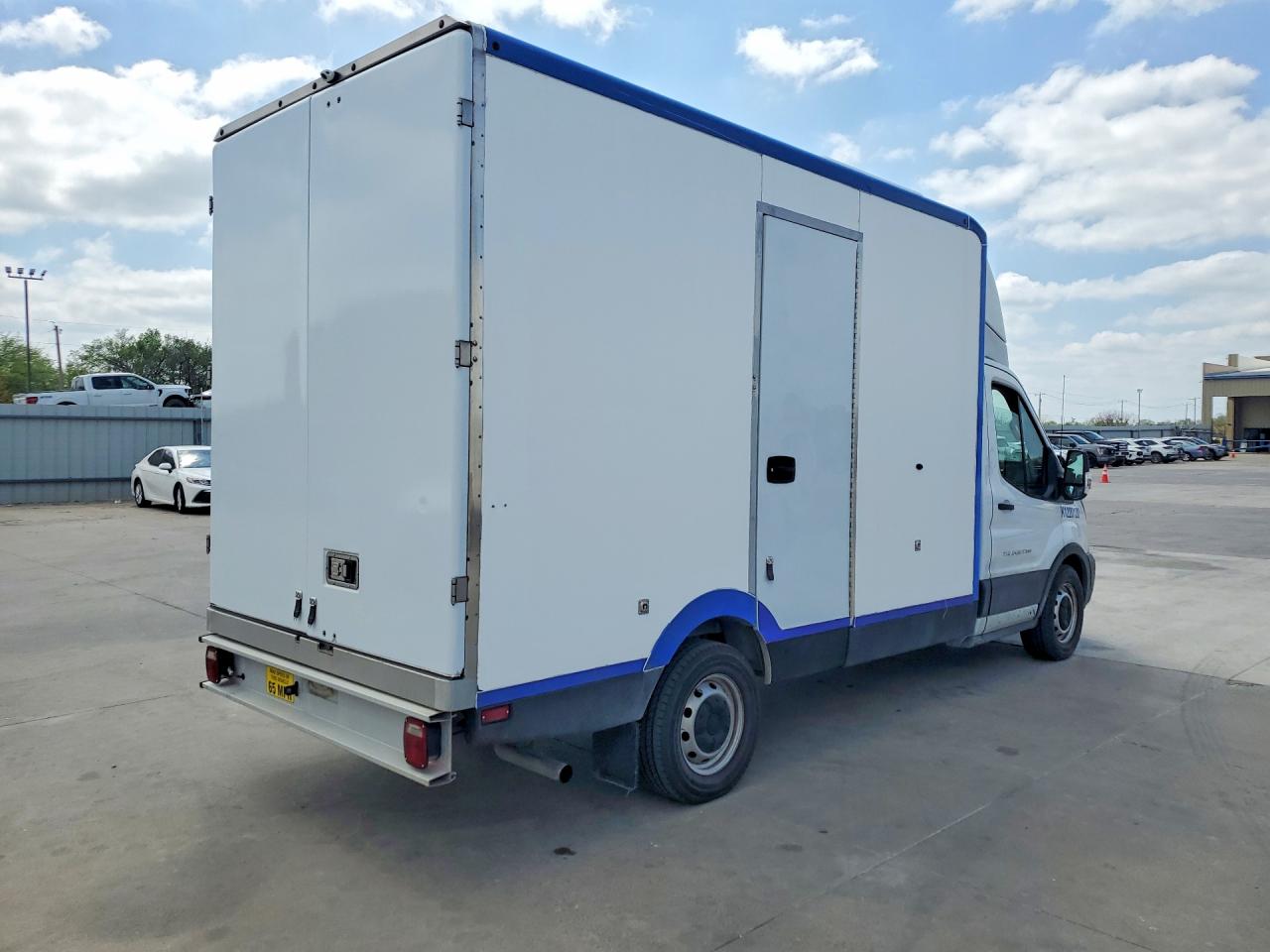 2022 FORD TRANSIT
