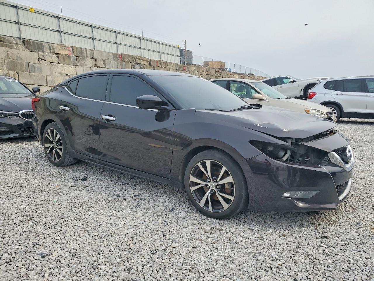 2017 NISSAN MAXIMA