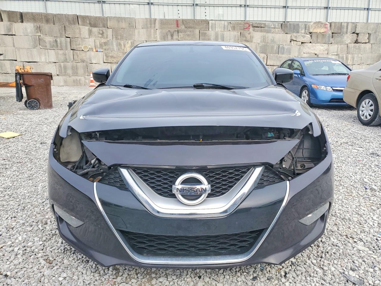2017 NISSAN MAXIMA