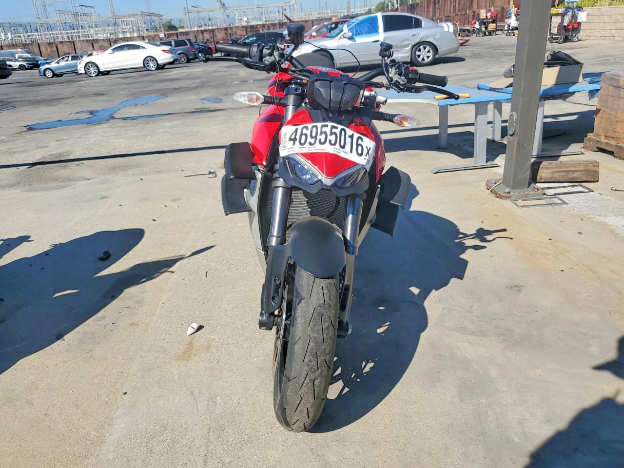 2021 DUCATI STREETFIGH