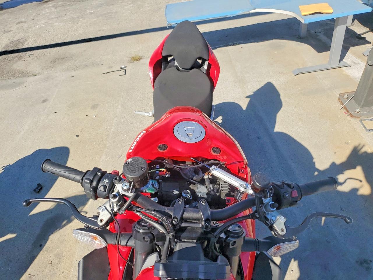 2021 DUCATI STREETFIGH