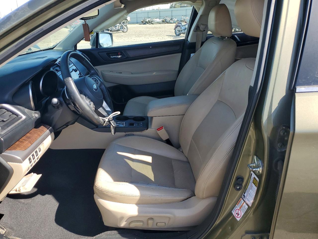 2015 SUBARU OUTBACK
