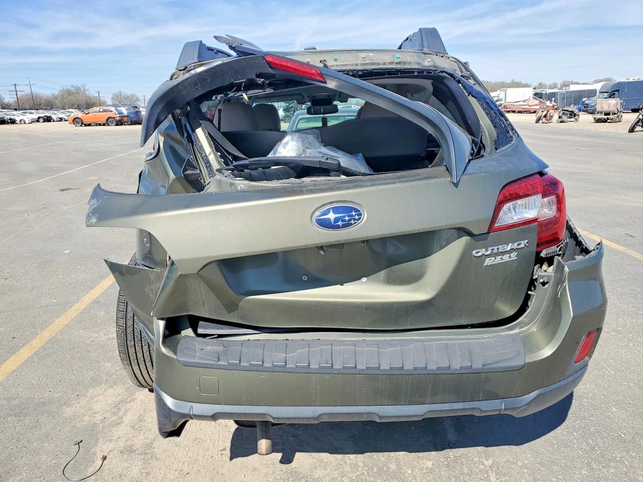 2015 SUBARU OUTBACK