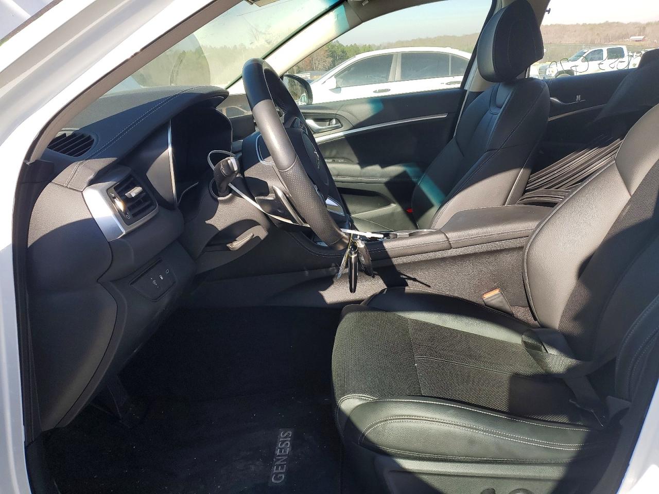 2023 GENESIS G70