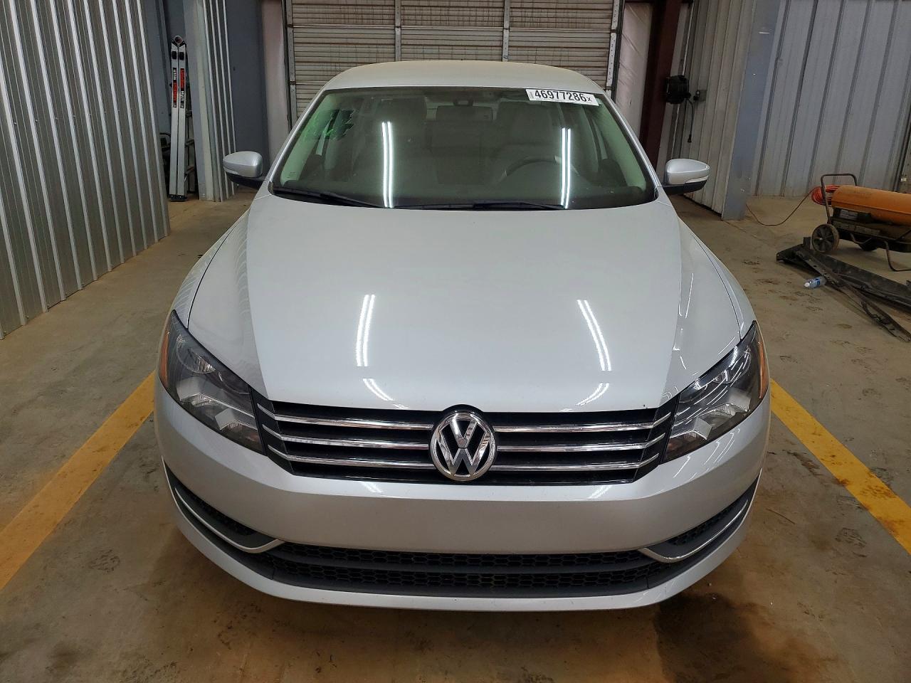 2013 VOLKSWAGEN PASSAT