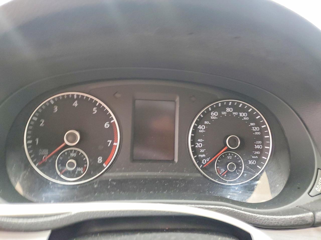 2013 VOLKSWAGEN PASSAT