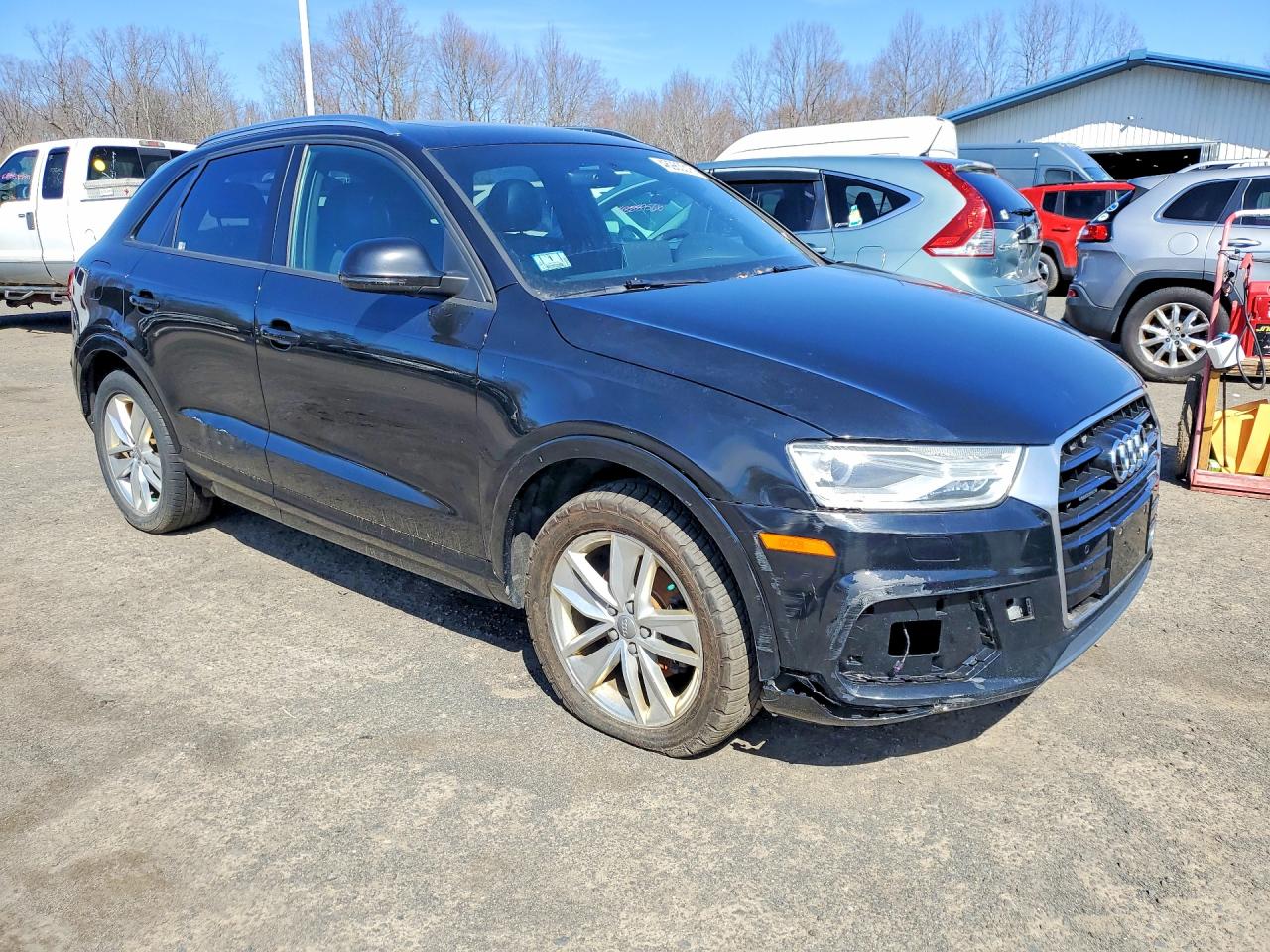 2017 AUDI Q3