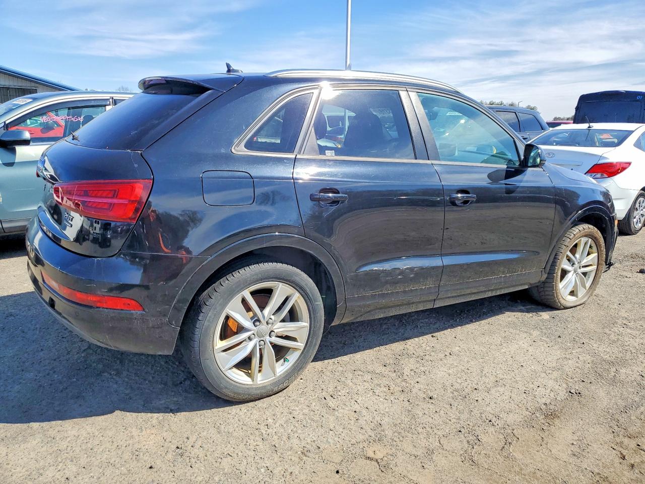 2017 AUDI Q3