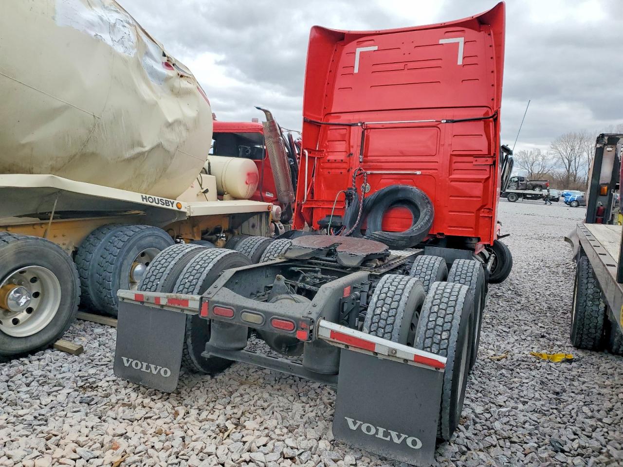 2017 VOLVO VNL