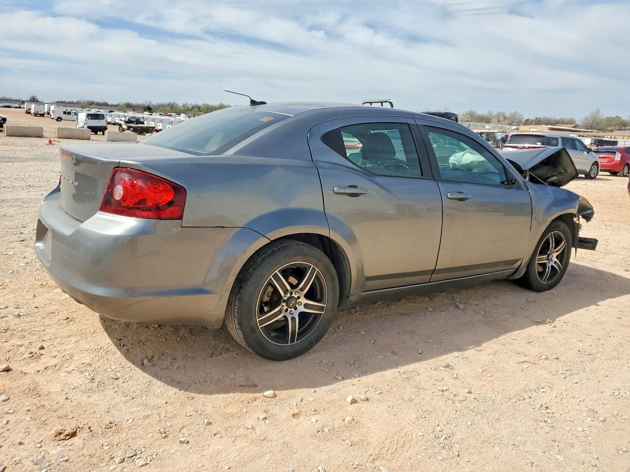 2012 DODGE AVENGER