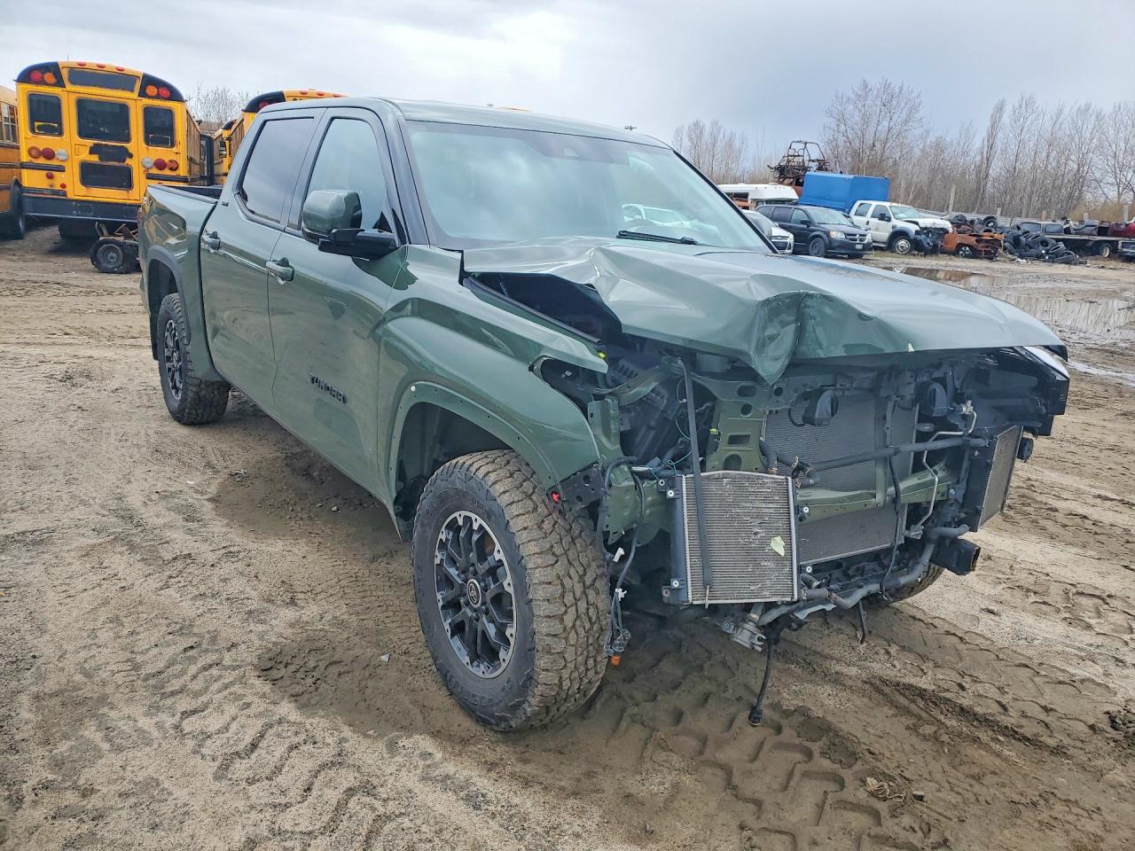 2022 TOYOTA TUNDRA