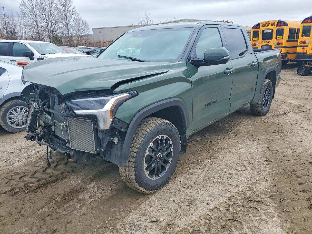 2022 TOYOTA TUNDRA