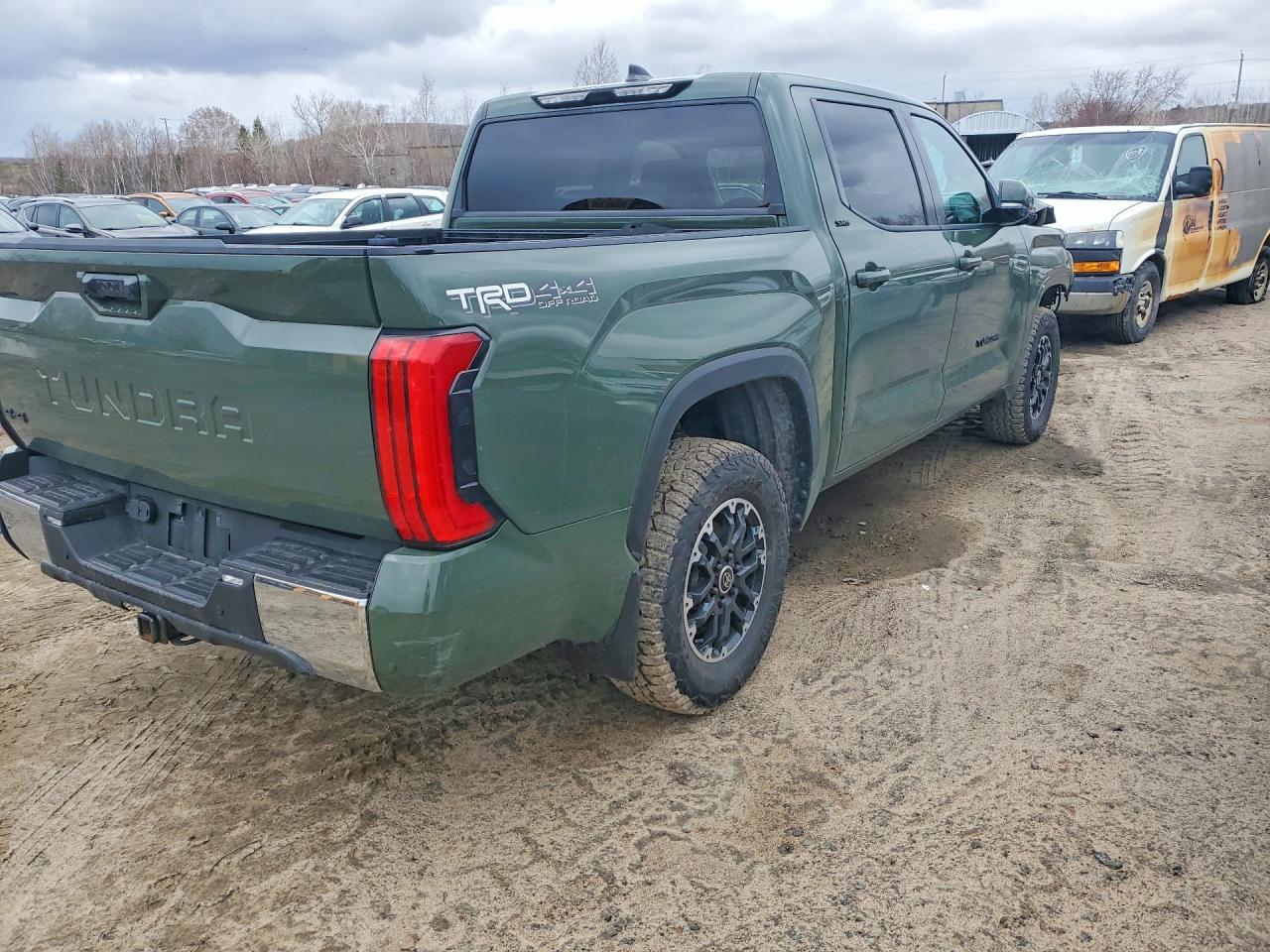2022 TOYOTA TUNDRA