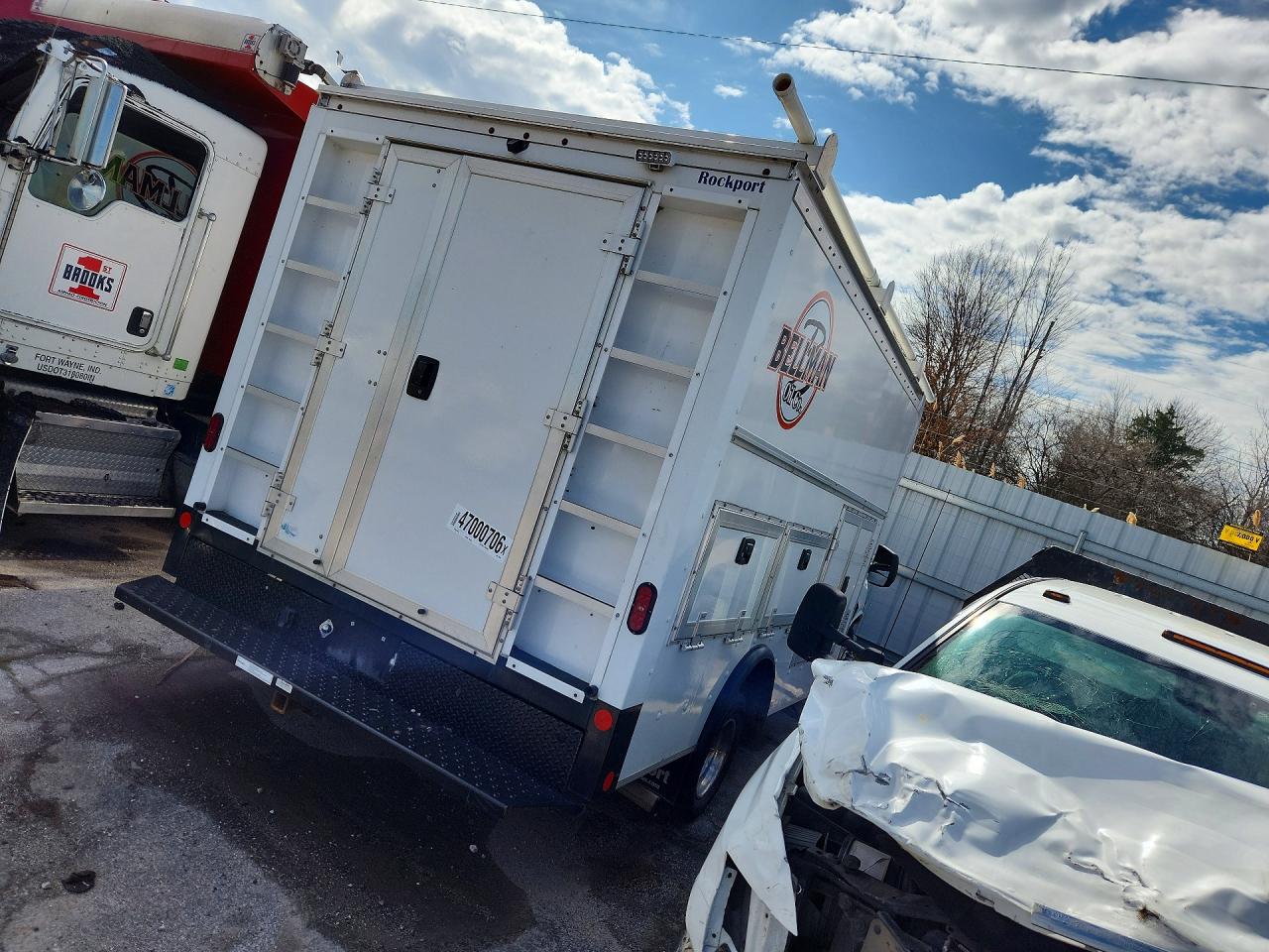 2023 CHEVROLET EXPRESS