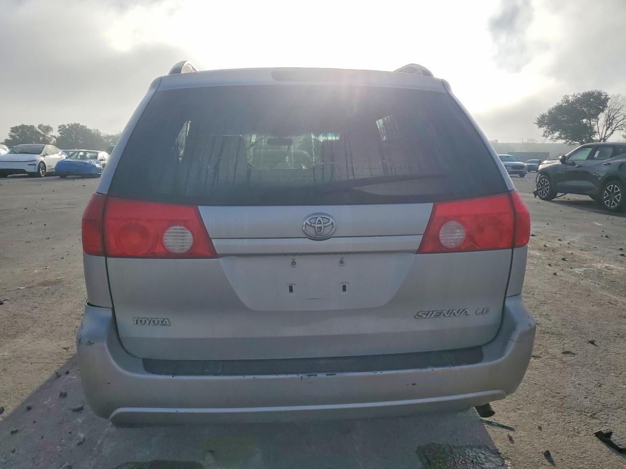 2007 TOYOTA SIENNA