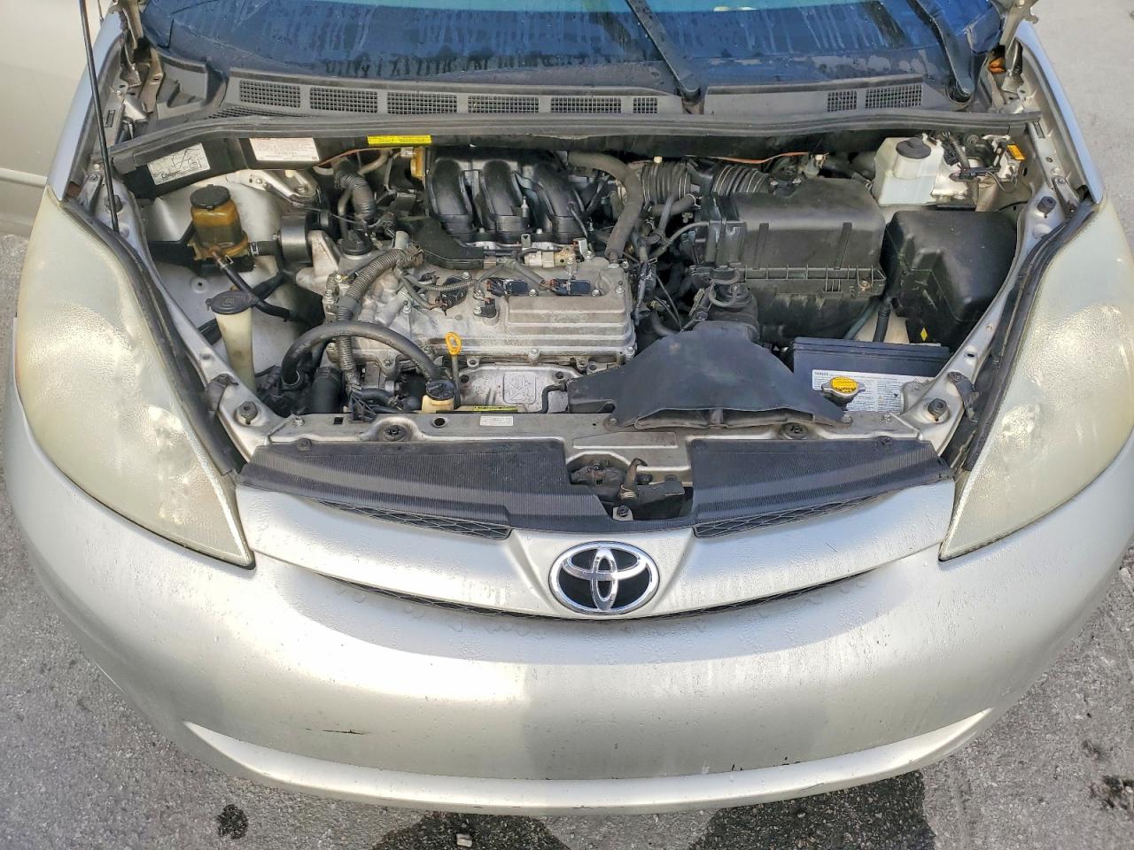 2007 TOYOTA SIENNA